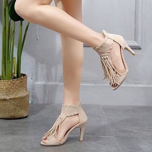 Women’s Tassel Open Toe Gladiator Beige Sandal 8.5